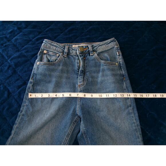 Asos Jeans Juniors Womens Size US 0 UK 24/29 High Rise Mom Blue Remo Denim - Picture 8 of 14
